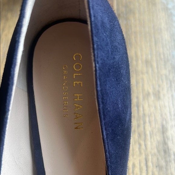 Cole Haan Navy  Heels Elegant Suede Design - Picture 3 of 7